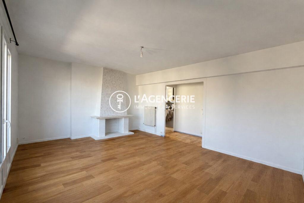 APPARTEMENT T3 – 75 M2- BALCON