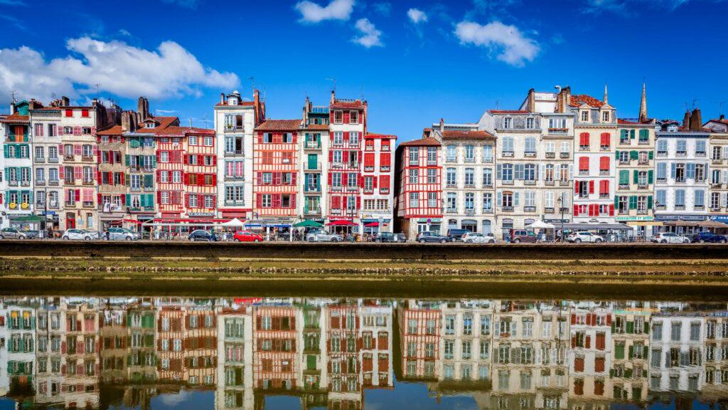 Bayonne